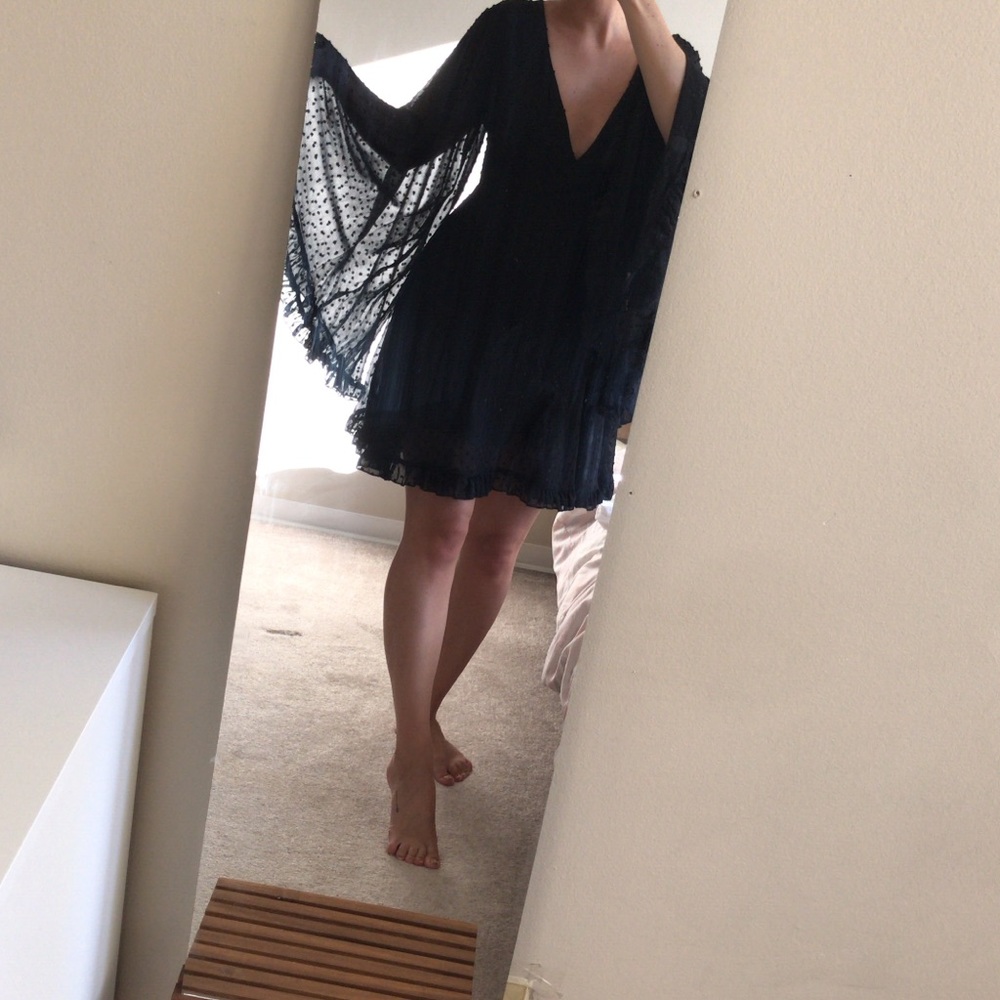 Dress - Picture 3 of 4